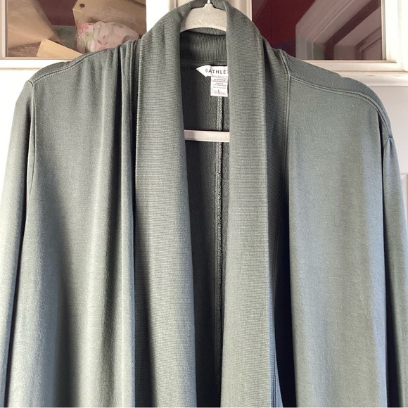 Athleta paranayama Restore Wrap Open Front Loungewear Textured Green Cardigan L - Picture 2 of 8